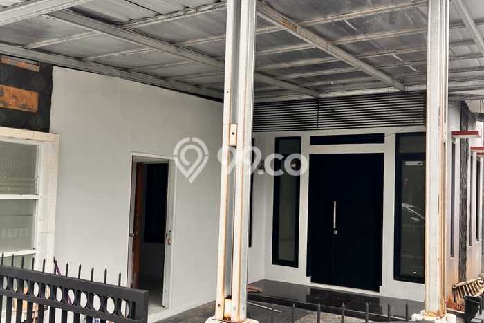 Rumah Modern Cantik 3 KT Bisa Langsung Pindah di Arcamanik Rumah Modern Cantik 3 KT Bisa Langsung Pindah di Arcamanik
