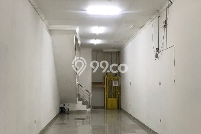Ruko untuk Disewa di Pusat Jakarta Pusat Luas Bangunan 68m2 Ruko untuk Disewa di Pusat Jakarta Pusat Luas Bangunan 68m2