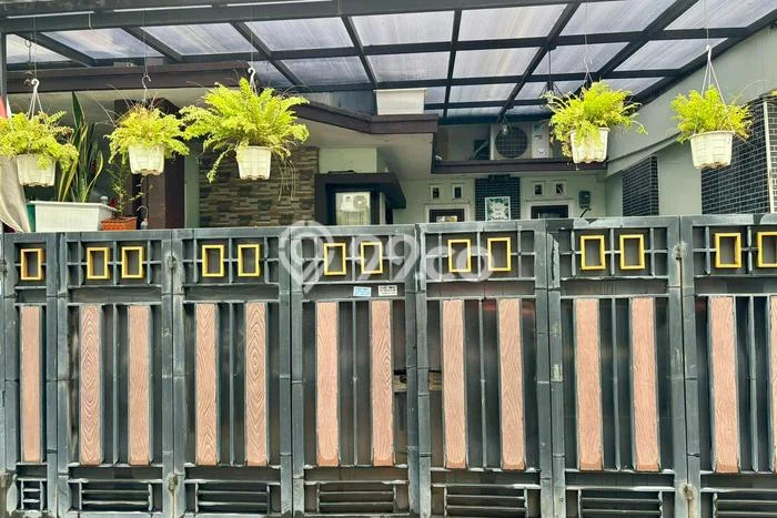 Dijual Rumah Eksklusif 2 KT di Joglo, Jakarta Barat Dijual Rumah Eksklusif 2 KT di Joglo, Jakarta Barat