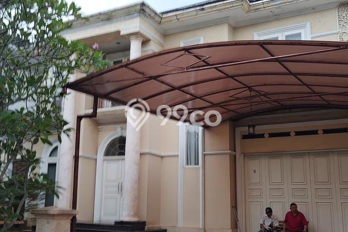 Rumah Elit Modern Tanpa Renovasi di BSD Tangerang Rumah Elit Modern Tanpa Renovasi di BSD Tangerang