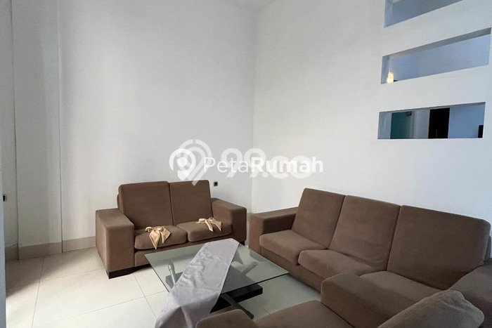 Dijual Vila di Medan Polonia, Ukuran 260m2m², Lokasi Strategis Dijual Vila di Medan Polonia, Ukuran 260m2m², Lokasi Strategis