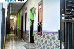 Rumah Kost untuk Dijual di Jaten dengan 4 KT, 2 KM, Luas 90m2 Rumah Kost untuk Dijual di Jaten dengan 4 KT, 2 KM, Luas 90m2
