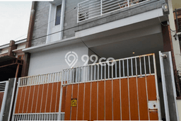 Rumah Kost untuk Dijual di Kartasura dengan 9 KT, 9 KM, Luas 80m2 Rumah Kost untuk Dijual di Kartasura dengan 9 KT, 9 KM, Luas 80m2
