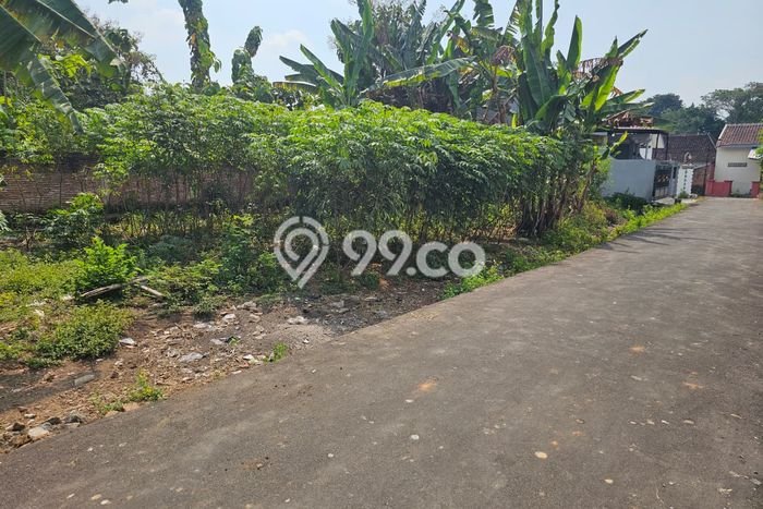 Tanah untuk Dijual Lokasi Karanganyar, Karanganyar Luas 93m2 SHM Tanah untuk Dijual Lokasi Karanganyar, Karanganyar Luas 93m2 SHM