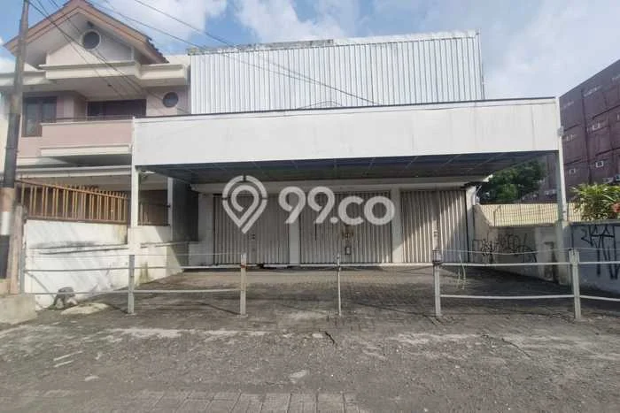 Ruko bagus disewakan di Semarang Barat Semarang dengan LB 440m2 harga sewa terbaik Ruko bagus disewakan di Semarang Barat Semarang dengan LB 440m2 harga sewa terbaik
