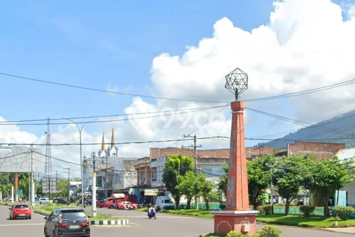 Ruko Dijual di Bitung LT 364m2 & LB 1092m2 Lokasi Terbaik! Ruko Dijual di Bitung LT 364m2 & LB 1092m2 Lokasi Terbaik!