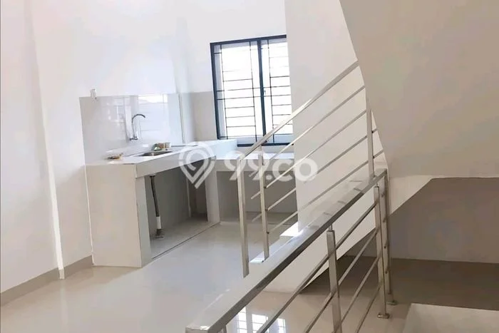 AREA TERSIBUK! Ruko di Medan Petisah, Luas 48m2m², Kawasan Komersial AREA TERSIBUK! Ruko di Medan Petisah, Luas 48m2m², Kawasan Komersial