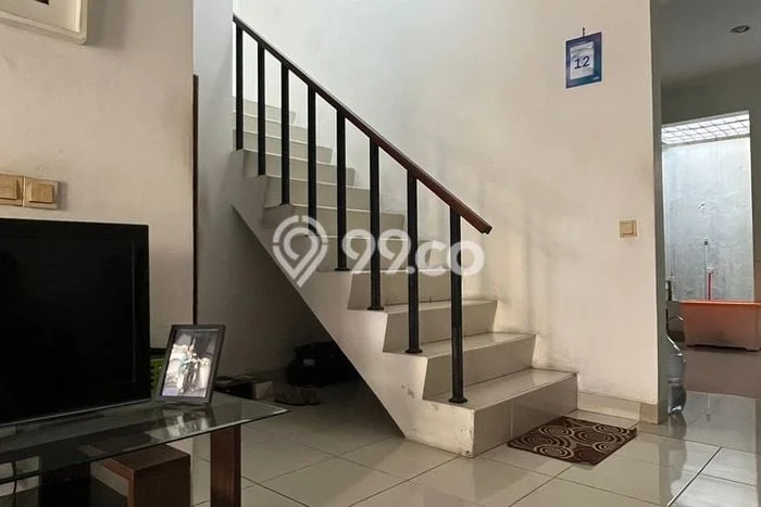 Dijual Hunian Rumah Terawat 3 KT di Modernland, Tangerang Dijual Hunian Rumah Terawat 3 KT di Modernland, Tangerang