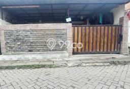 Dijual Rumah 4 Kamar Lokasi Ideal Nyaman dan Strategis di Cipondoh Dijual Rumah 4 Kamar Lokasi Ideal Nyaman dan Strategis di Cipondoh