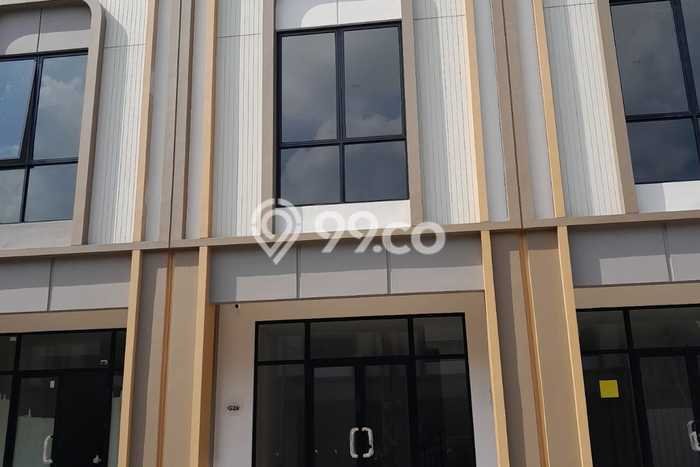 Ruko disewakan lokasi strategis Gading Serpong Tangerang 90m2 Ruko disewakan lokasi strategis Gading Serpong Tangerang 90m2