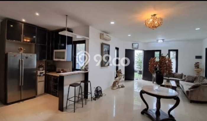Rumah Luxury Modern Tanpa Renovasi di Mampang Jakarta Selatan Rumah Luxury Modern Tanpa Renovasi di Mampang Jakarta Selatan