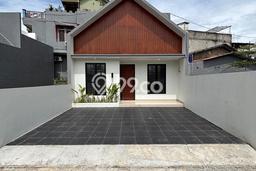 Jual Rumah Minimalis Bagus Punya 2 KT di Jagakarsa Jakarta Selatan SHM Jual Rumah Minimalis Bagus Punya 2 KT di Jagakarsa Jakarta Selatan SHM