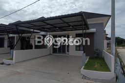 Rumah Strategis Modern Lb 80m2 di Payung Sekaki, Pekanbaru Rumah Strategis Modern Lb 80m2 di Payung Sekaki, Pekanbaru
