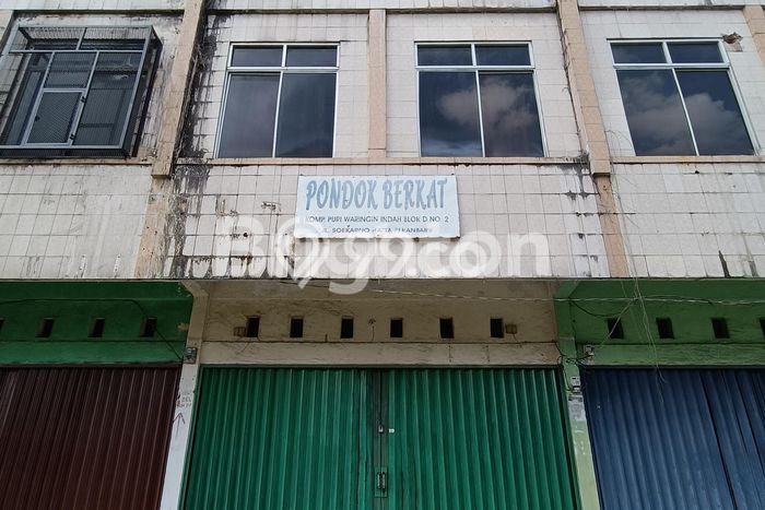 AREA KOMERSIAL! Ruko di Payung Sekaki, Luas 300m², Posisi Strategis AREA KOMERSIAL! Ruko di Payung Sekaki, Luas 300m², Posisi Strategis