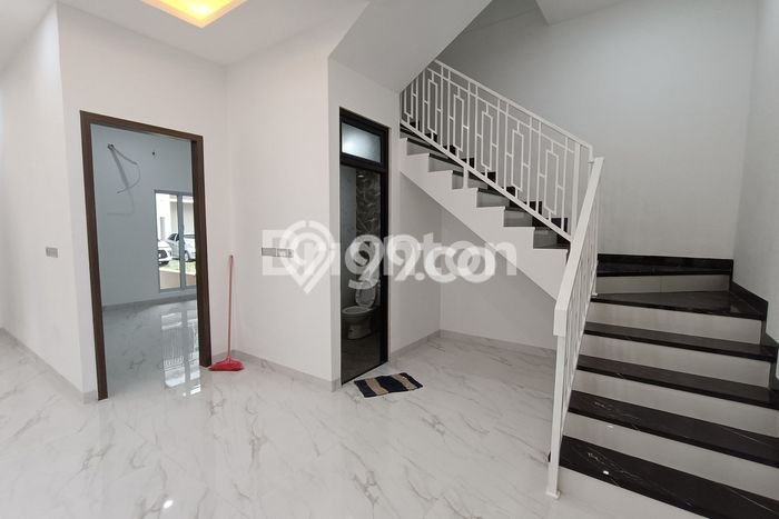 For Sale Rumah 4 Kamar Lokasi Strategis Bagus dan Strategis di Marpoyan Damai For Sale Rumah 4 Kamar Lokasi Strategis Bagus dan Strategis di Marpoyan Damai
