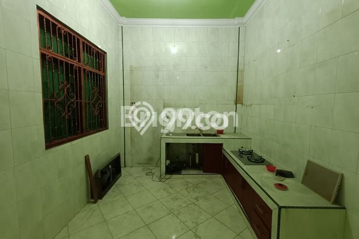 SIAP HUNI! Rumah Strategis di Payung Sekaki, Luas 104m2m² Bangunan 143m2m² SIAP HUNI! Rumah Strategis di Payung Sekaki, Luas 104m2m² Bangunan 143m2m²