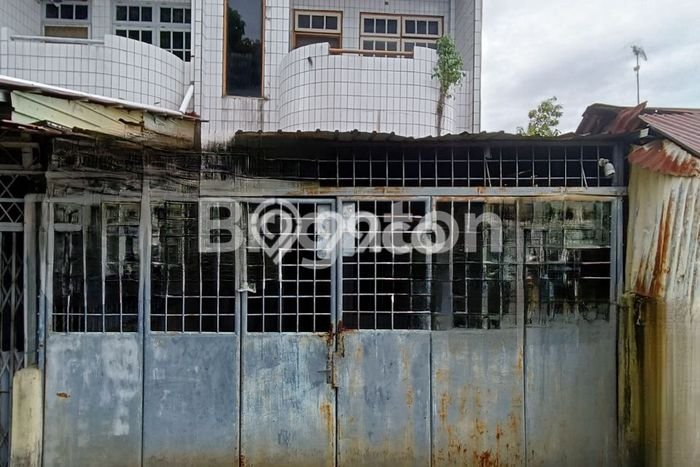Dijual Cepat Rumah Favorit Siap Huni LB 250m2 di Sail, Pekanbaru Dijual Cepat Rumah Favorit Siap Huni LB 250m2 di Sail, Pekanbaru