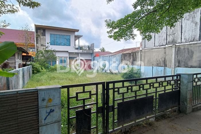 Rumah Strategis Minimalis Lb 1m2 di Tenayan Raya, Pekanbaru Rumah Strategis Minimalis Lb 1m2 di Tenayan Raya, Pekanbaru