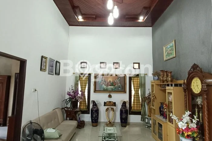 Jual Rumah Favorit Siap Huni LB 150m2 di Tenayan Raya, Pekanbaru Jual Rumah Favorit Siap Huni LB 150m2 di Tenayan Raya, Pekanbaru