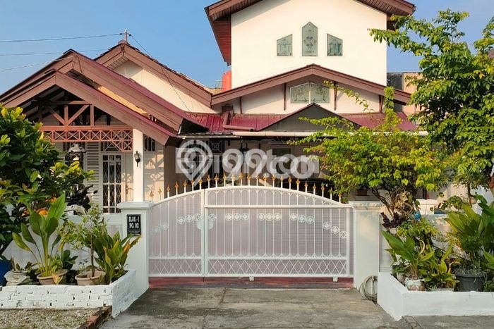 Jual Rumah Bagus Siap Huni LB 200m2 di Bukit Raya, Pekanbaru Jual Rumah Bagus Siap Huni LB 200m2 di Bukit Raya, Pekanbaru