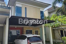 Hunian Cantik Modern Lb 180m2 di Tenayan Raya, Pekanbaru Hunian Cantik Modern Lb 180m2 di Tenayan Raya, Pekanbaru