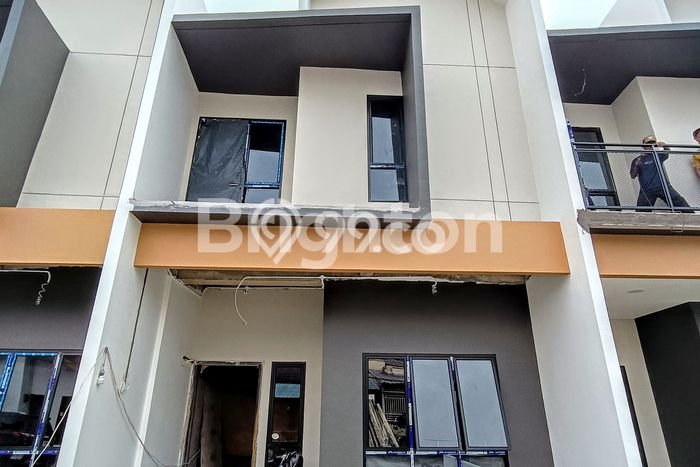 Dijual Cepat Rumah Favorit Siap Huni LB 150m2 di Payung Sekaki, Pekanbaru Dijual Cepat Rumah Favorit Siap Huni LB 150m2 di Payung Sekaki, Pekanbaru