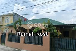 Peluang Investasi! Kost Dijual di Bukit Raya, Pekanbaru, 17 KT, 6 KM, Luas 237m2 Peluang Investasi! Kost Dijual di Bukit Raya, Pekanbaru, 17 KT, 6 KM, Luas 237m2