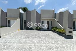 Jual Rumah Favorit Siap Huni LB 93m2 di Payung Sekaki, Pekanbaru Jual Rumah Favorit Siap Huni LB 93m2 di Payung Sekaki, Pekanbaru