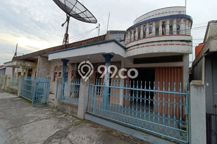 For Sale Hunian Rumah Terawat 6 Kamar di Lima Puluh, Pekanbaru For Sale Hunian Rumah Terawat 6 Kamar di Lima Puluh, Pekanbaru