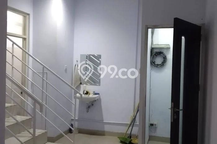 Unit Ruko Disewakan di Pluit di Area Ramai & Strategis Unit Ruko Disewakan di Pluit di Area Ramai & Strategis
