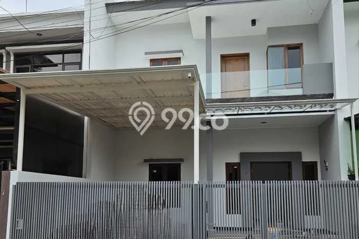 Jarang Ada! Rumah Sewa 3 Kamar Bagus Siap Huni Mekar Wangi Jarang Ada! Rumah Sewa 3 Kamar Bagus Siap Huni Mekar Wangi