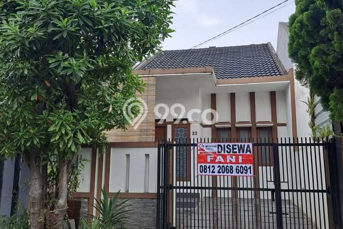 Rumah di Taman Kopo Indah, Dekat Sekolah, 2 KT Rumah di Taman Kopo Indah, Dekat Sekolah, 2 KT