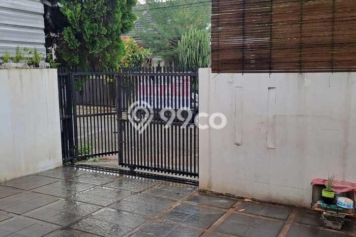 Rumah di Taman Kopo Indah, Dekat Sekolah, 2 KT Rumah di Taman Kopo Indah, Dekat Sekolah, 2 KT