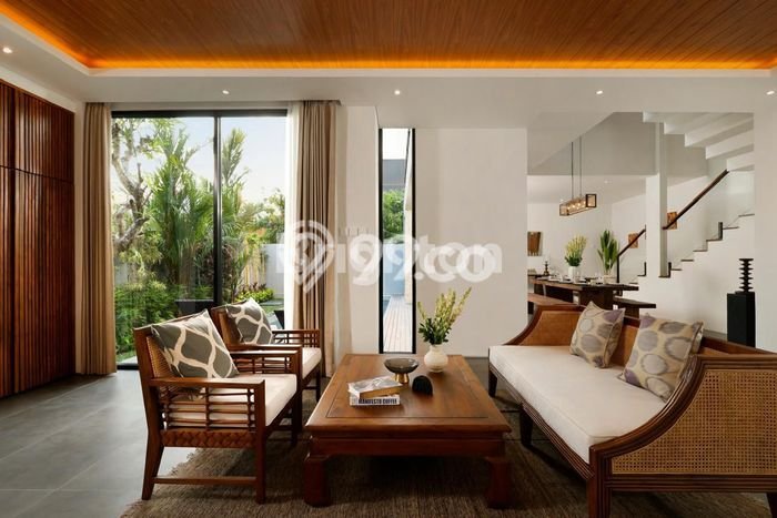 Dijual Rumah Mewah Elegan Dengan View Cantik di Kerobokan, Badung Dijual Rumah Mewah Elegan Dengan View Cantik di Kerobokan, Badung
