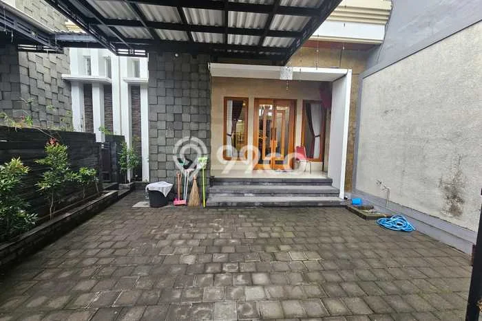 Rumah sewa siap huni 8 Kamar Tidur di Peguyangan, Denpasar Rumah sewa siap huni 8 Kamar Tidur di Peguyangan, Denpasar