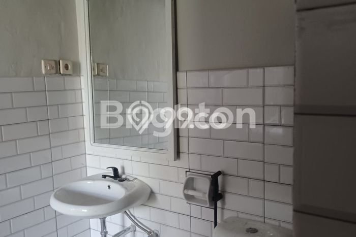 Rumah Modern 2 KT LT 200m2 di Jimbaran Rumah Modern 2 KT LT 200m2 di Jimbaran