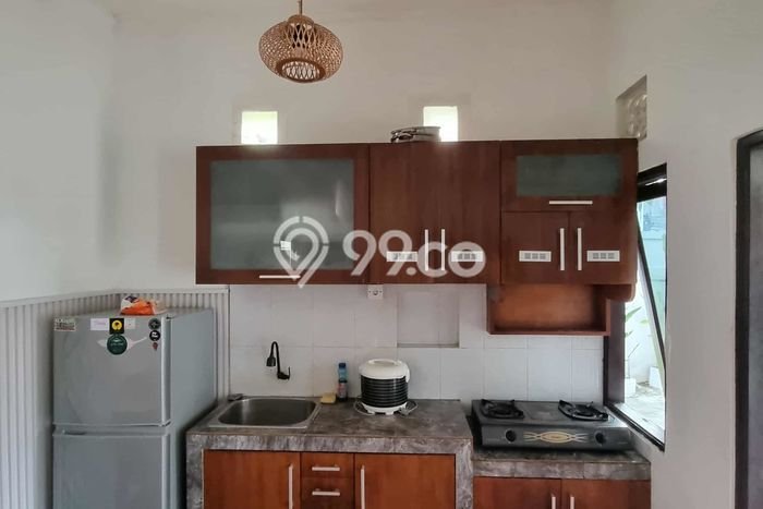 PILIHAN TEPAT! Rumah kawasan , 3 KT, Dekat Mall, Luas 150m2m² LB 200m2m² PILIHAN TEPAT! Rumah kawasan , 3 KT, Dekat Mall, Luas 150m2m² LB 200m2m²
