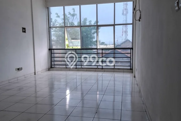 Ruko paling strategis disewakan di Cipondoh Tangerang Ruko paling strategis disewakan di Cipondoh Tangerang