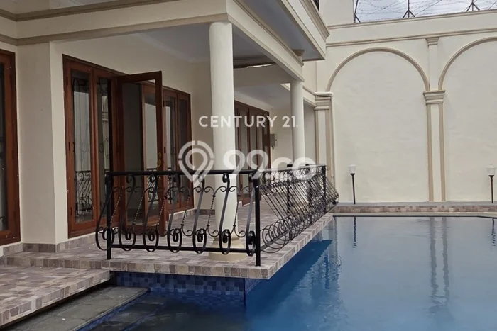 Dijual Rumah Mewah Megah Dengan View Eksklusif di Sektor 3 - Bintaro, Tangerang Selatan Dijual Rumah Mewah Megah Dengan View Eksklusif di Sektor 3 - Bintaro, Tangerang Selatan