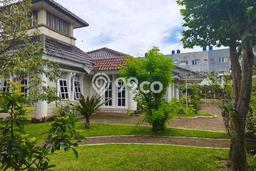 Jual Rumah Luas Elegan Dengan View Eksklusif di Cirendeu, Jakarta Selatan Jual Rumah Luas Elegan Dengan View Eksklusif di Cirendeu, Jakarta Selatan