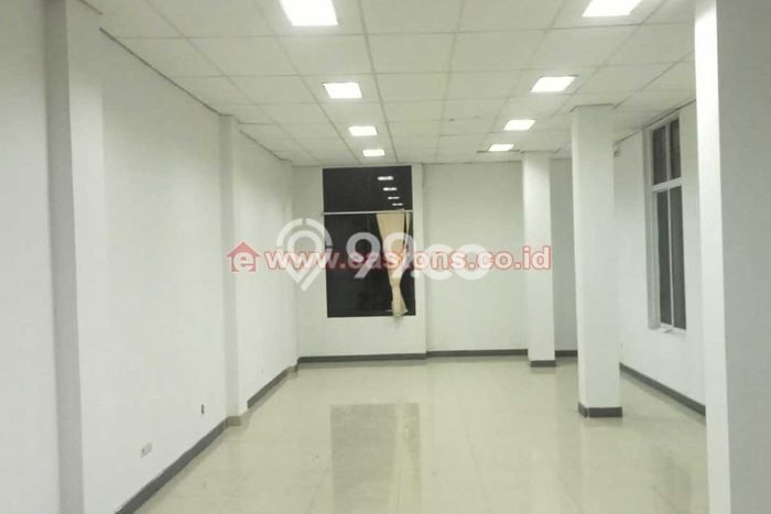 Unit Komersial Disewakan di Jakarta Utara Area Strategis Harga Kompetitif Unit Komersial Disewakan di Jakarta Utara Area Strategis Harga Kompetitif