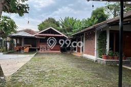 For Sale! Luxury House LT 1400m2 Desain Elegan di Cimahi For Sale! Luxury House LT 1400m2 Desain Elegan di Cimahi