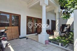 Jual Rumah Strategis Bagus Punya 2 KT di Waru Sidoarjo SHM Jual Rumah Strategis Bagus Punya 2 KT di Waru Sidoarjo SHM
