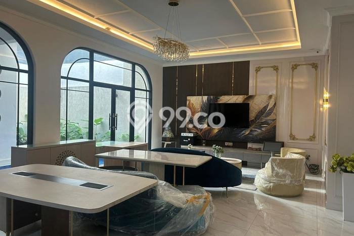 Ready to Use! Luxury House LT 302m2 Desain Modern di Citraland Ready to Use! Luxury House LT 302m2 Desain Modern di Citraland