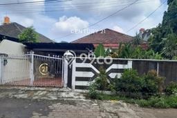 Jual Rumah Mewah Megah Dengan View Eksklusif di Bintaro, Jakarta Selatan Jual Rumah Mewah Megah Dengan View Eksklusif di Bintaro, Jakarta Selatan
