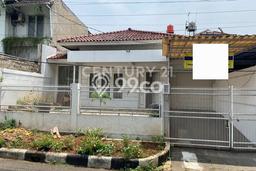 Hunian Elit LB 180m2 Siap Pakai Desain Elegan di Pondok Indah, Jakarta Selatan Hunian Elit LB 180m2 Siap Pakai Desain Elegan di Pondok Indah, Jakarta Selatan