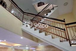 Rumah Luxury Modern Siap Huni di Taman Royal Tangerang Rumah Luxury Modern Siap Huni di Taman Royal Tangerang