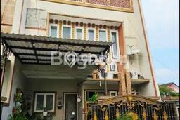Rumah 4 KT 4 KM Luas Tanah 126m2m², LB 282m2m² di , Malang Rumah 4 KT 4 KM Luas Tanah 126m2m², LB 282m2m² di , Malang