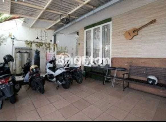 For Sale Hunian Rumah Nyaman 3 Kamar di Kedung Baruk, Surabaya For Sale Hunian Rumah Nyaman 3 Kamar di Kedung Baruk, Surabaya
