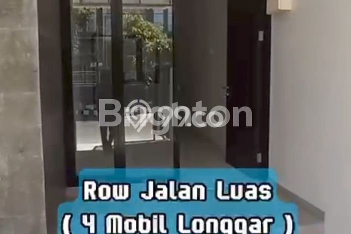 Rumah Luas Asri 3 KT Siap Huni di Kutisari Surabaya Rumah Luas Asri 3 KT Siap Huni di Kutisari Surabaya